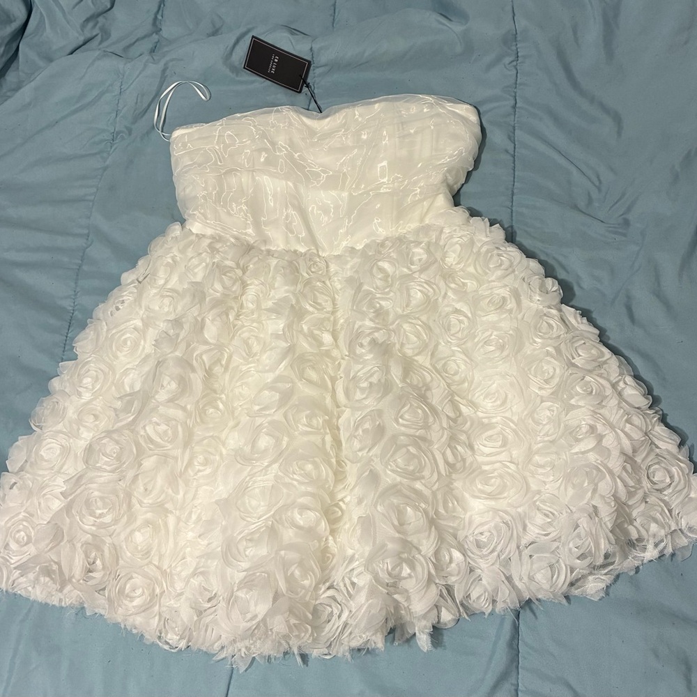 EB Luxe white dress. New with tags